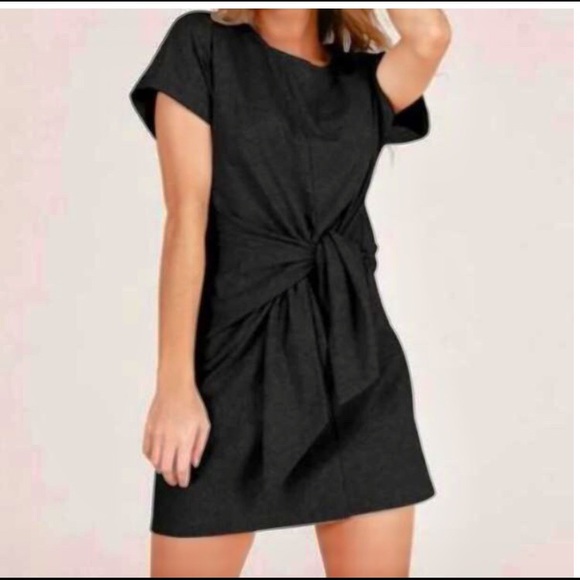 Black Dress - Picture 1 of 1